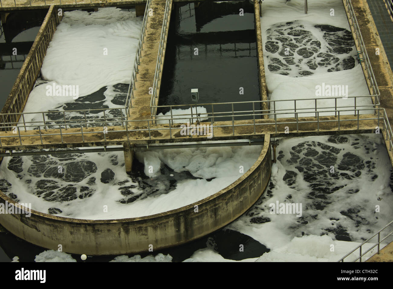 Stock Foto - Wasser-recycling-Abwasser-Behandlung-Station Stockfoto