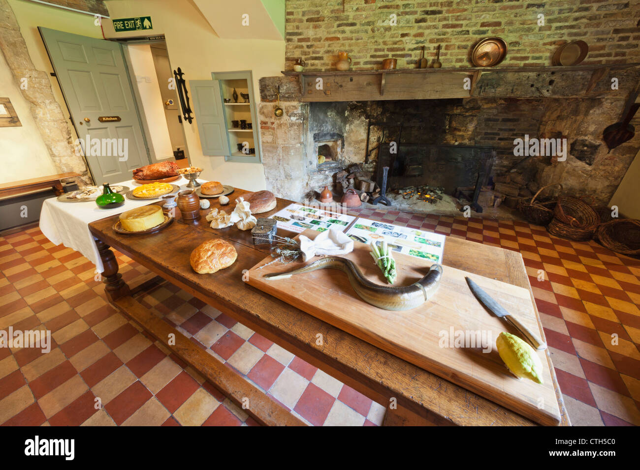 England, Cambridgeshire, Ely, Oliver Cromwell House Museum, die Küche Stockfoto