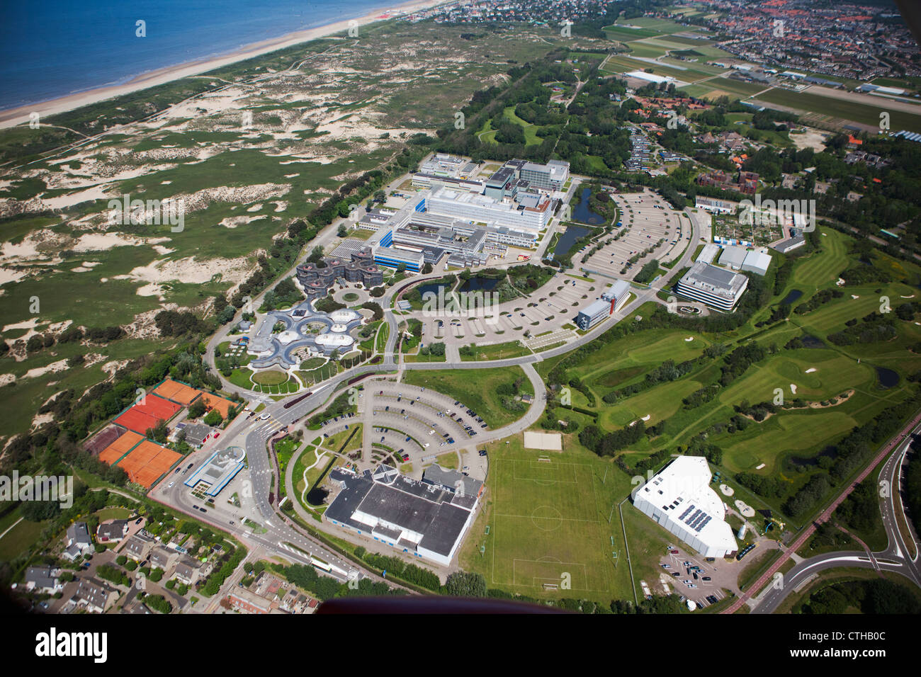 Niederlande, Noordwijk, Europäische Weltraumforschung und Technologie-Zentrum. Luft. Stockfoto