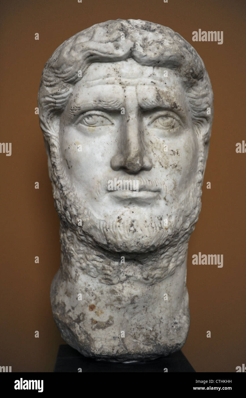 Gallienus (c. 218-268). Roman Emperor mit seinem Vater Valerian von 253 bis 260, und allein von 260 bis 268. Büste. Marmor. Stockfoto