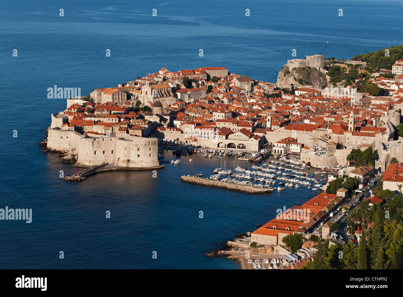 Ummauerten Vogelperspektive Altstadt von Dubrovnik, Hafen, Panorama, Kroatien Stockfoto
