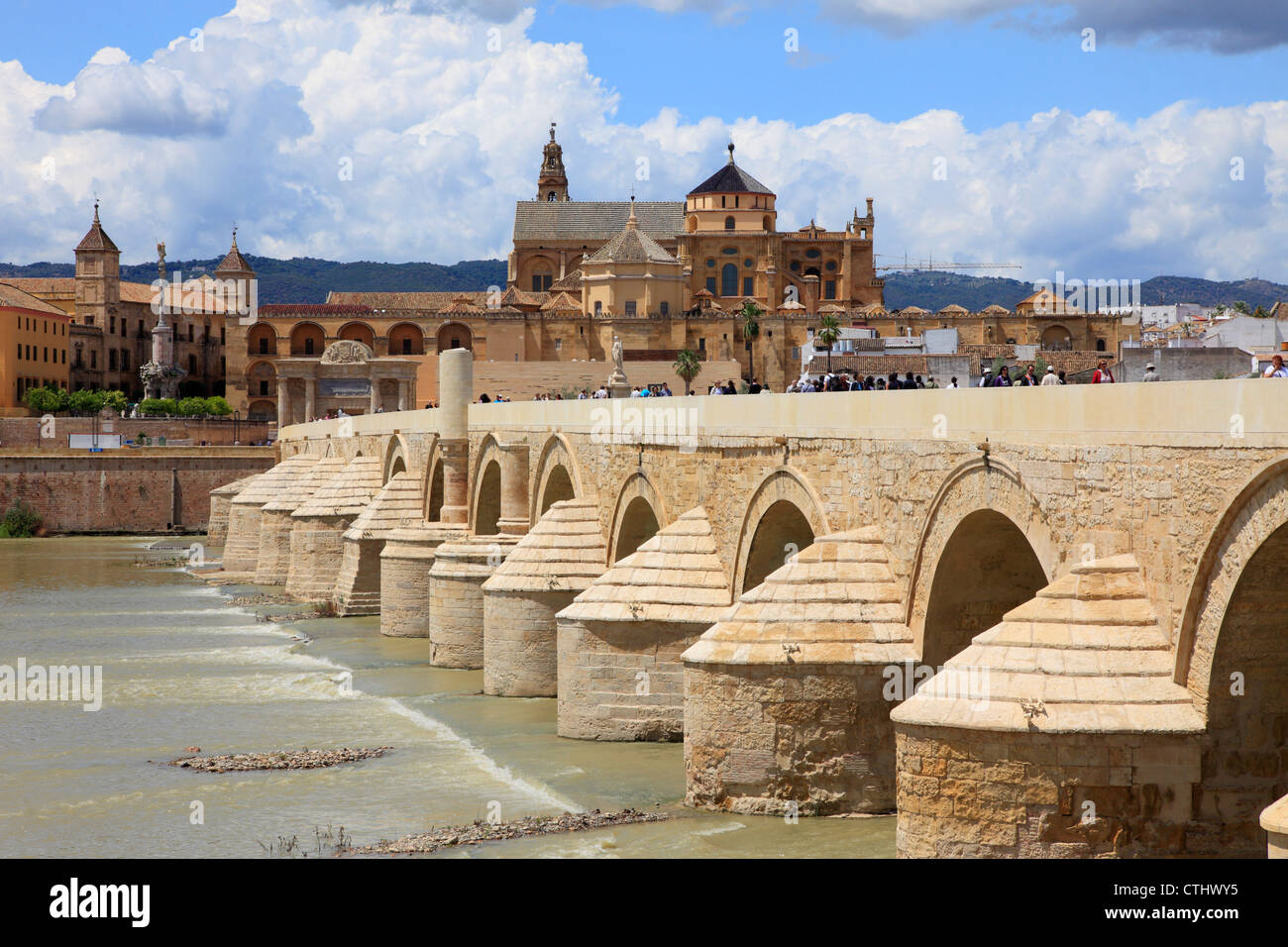 Spanien; Andalusien; Cordoba, Dom, Puente Romano, Stockfoto