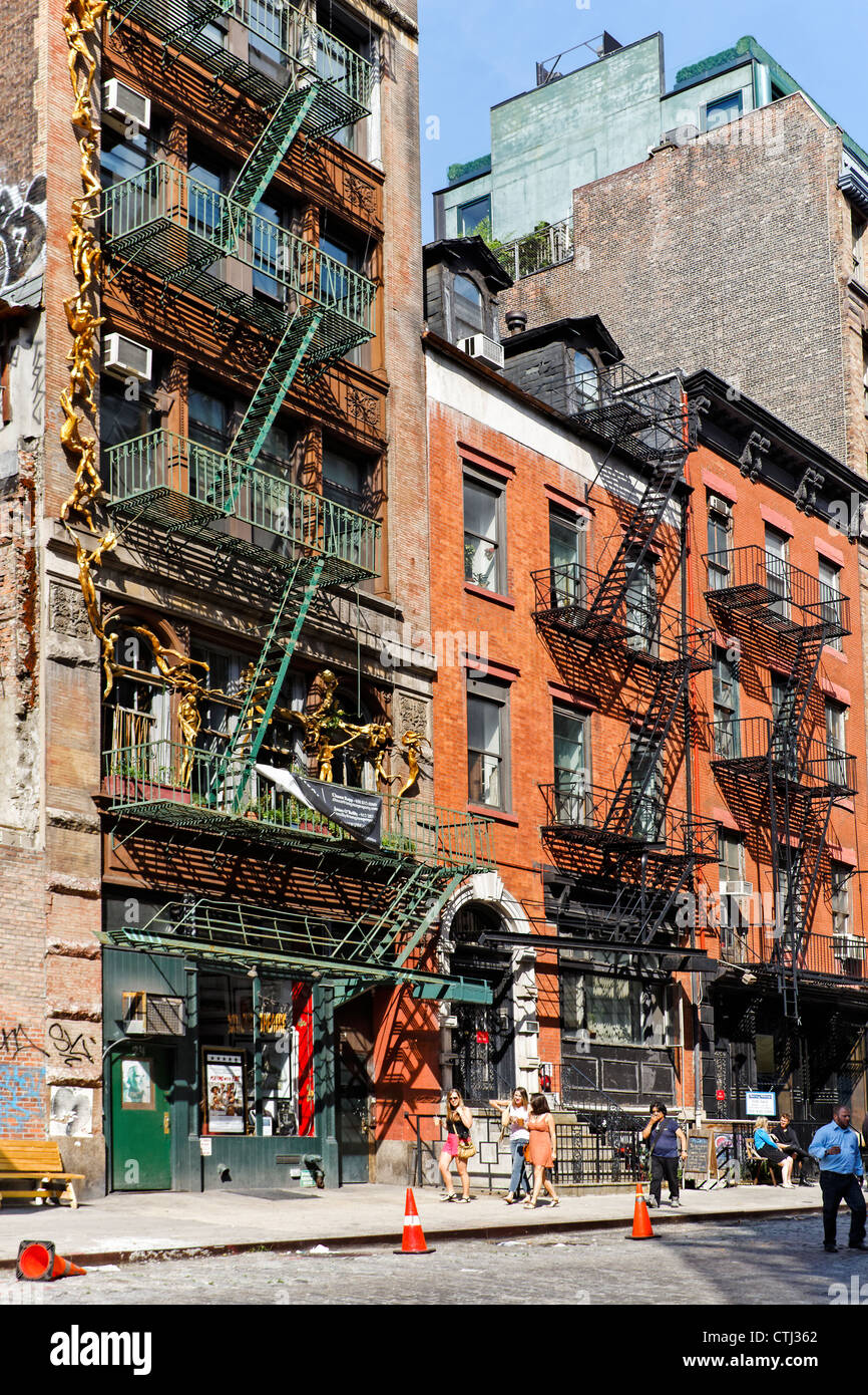 Das Gen Frankel Theater in Bond Street, Fassade mit goldenen Skulpturen Stockfoto