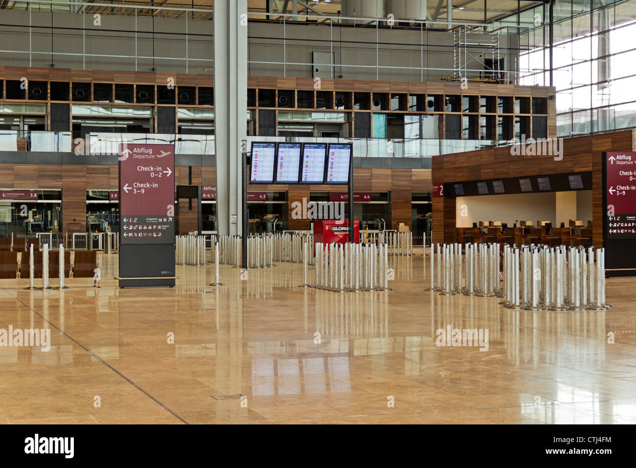 Adresse Flughafen Berlin Brandenburg Terminal 1 www.alamy.de