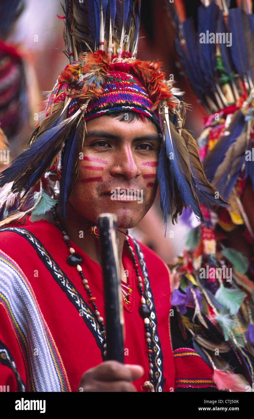 Teilnehmer Am Inti Raymi Festival Eine Nachstellung Des Inka Winter Sonnenwende Festival Cuzco Peru Stockfotografie Alamy