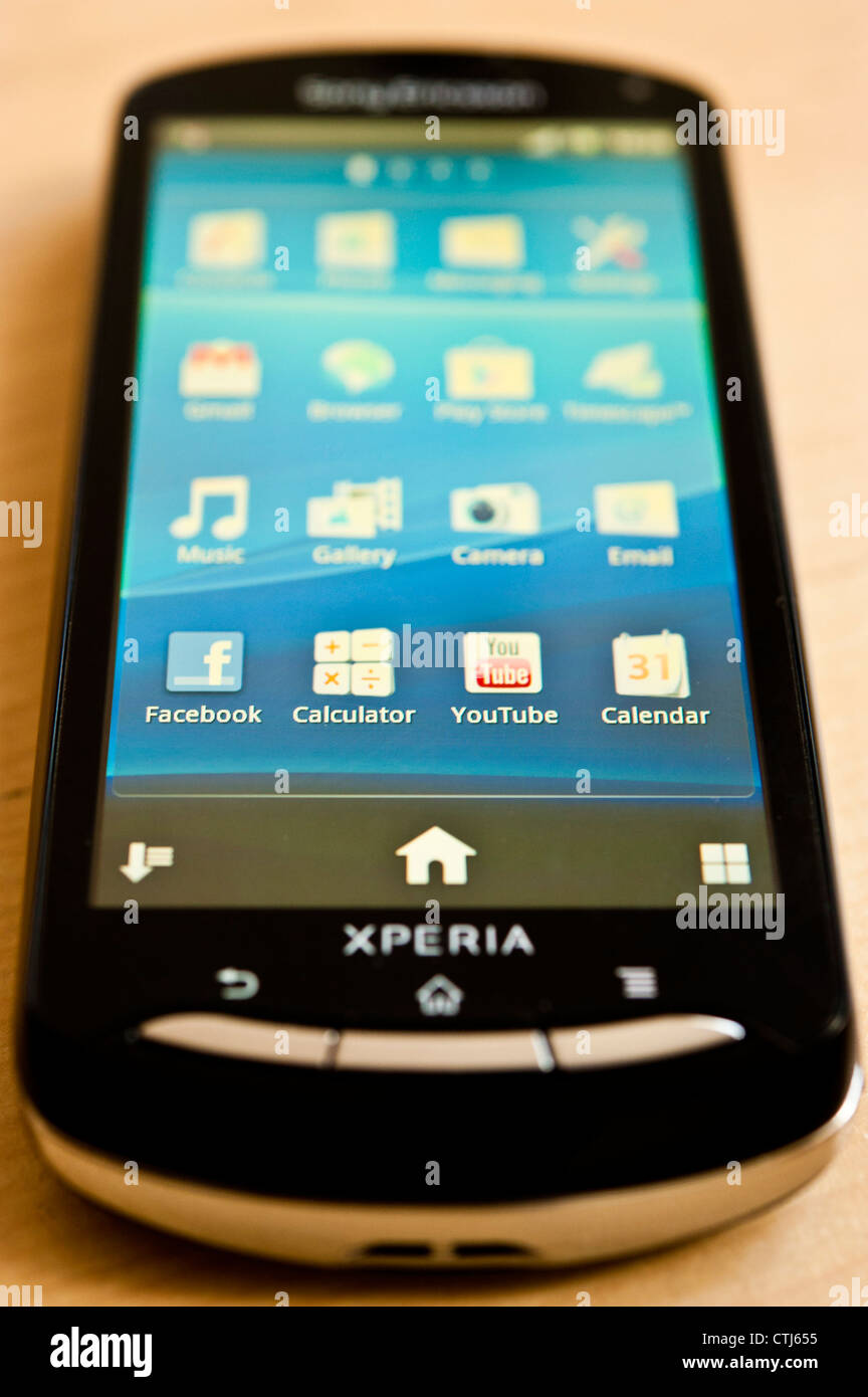 Schwarz Sony Ericsson Experia smart phone Stockfoto