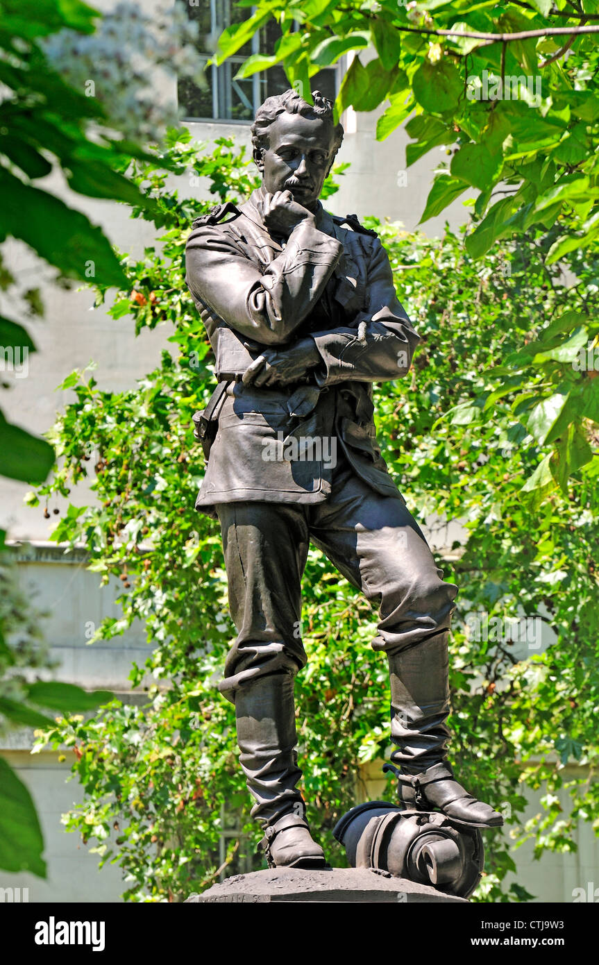 London, England, Großbritannien. Statue von General Charles G. Gordon - 'Gordon von Khartum' - in Victoria Embankment Gardens Stockfoto