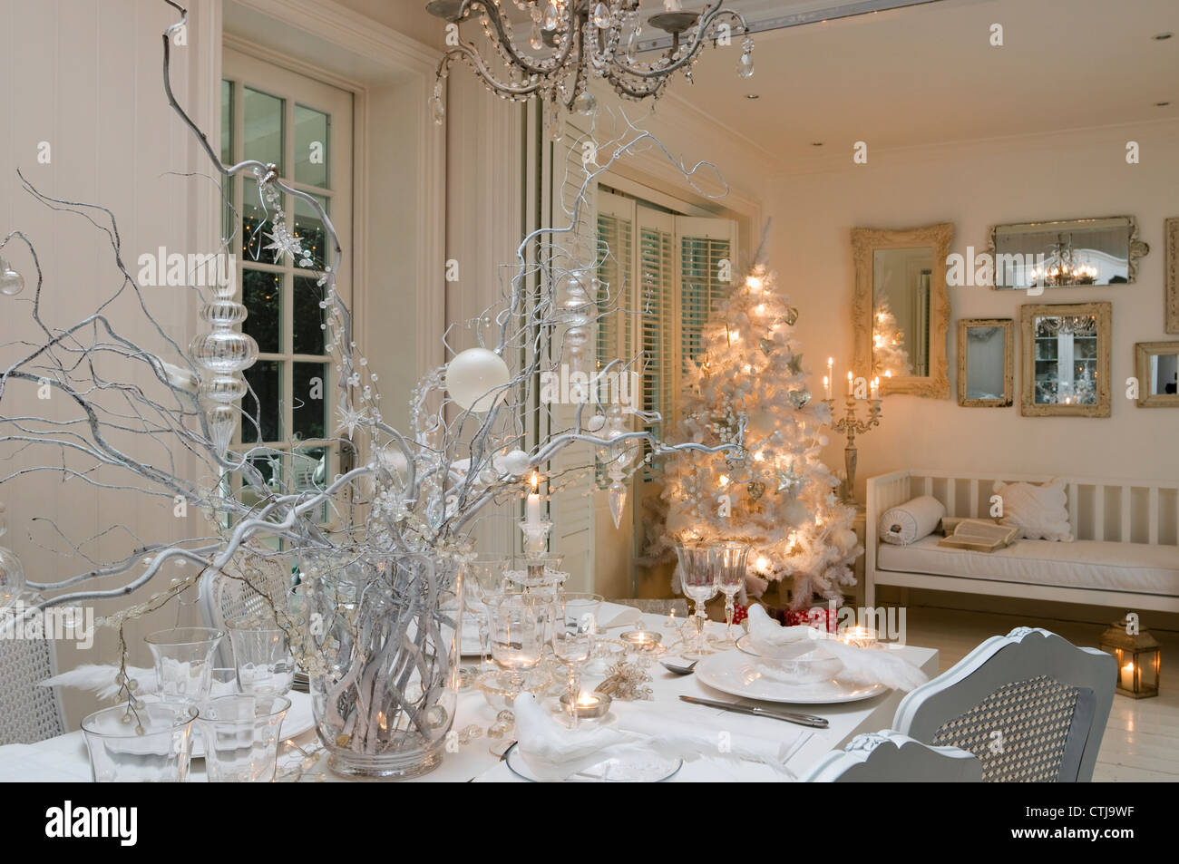 Edelstein Weihnachten Tischdekoration Stockfoto