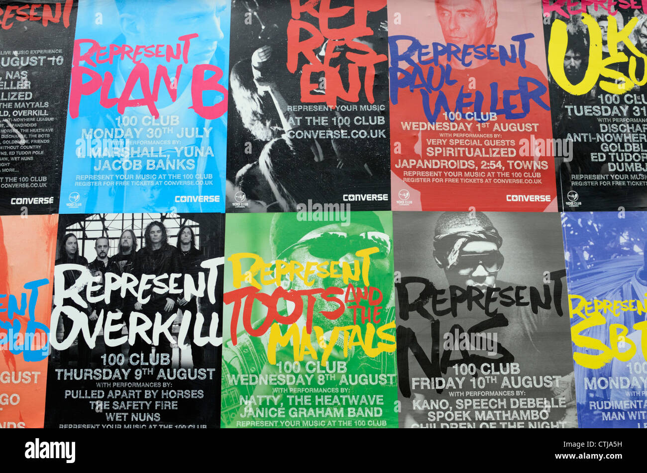 Bunte Plakaten Förderung London UK rock Konzerte Stockfoto