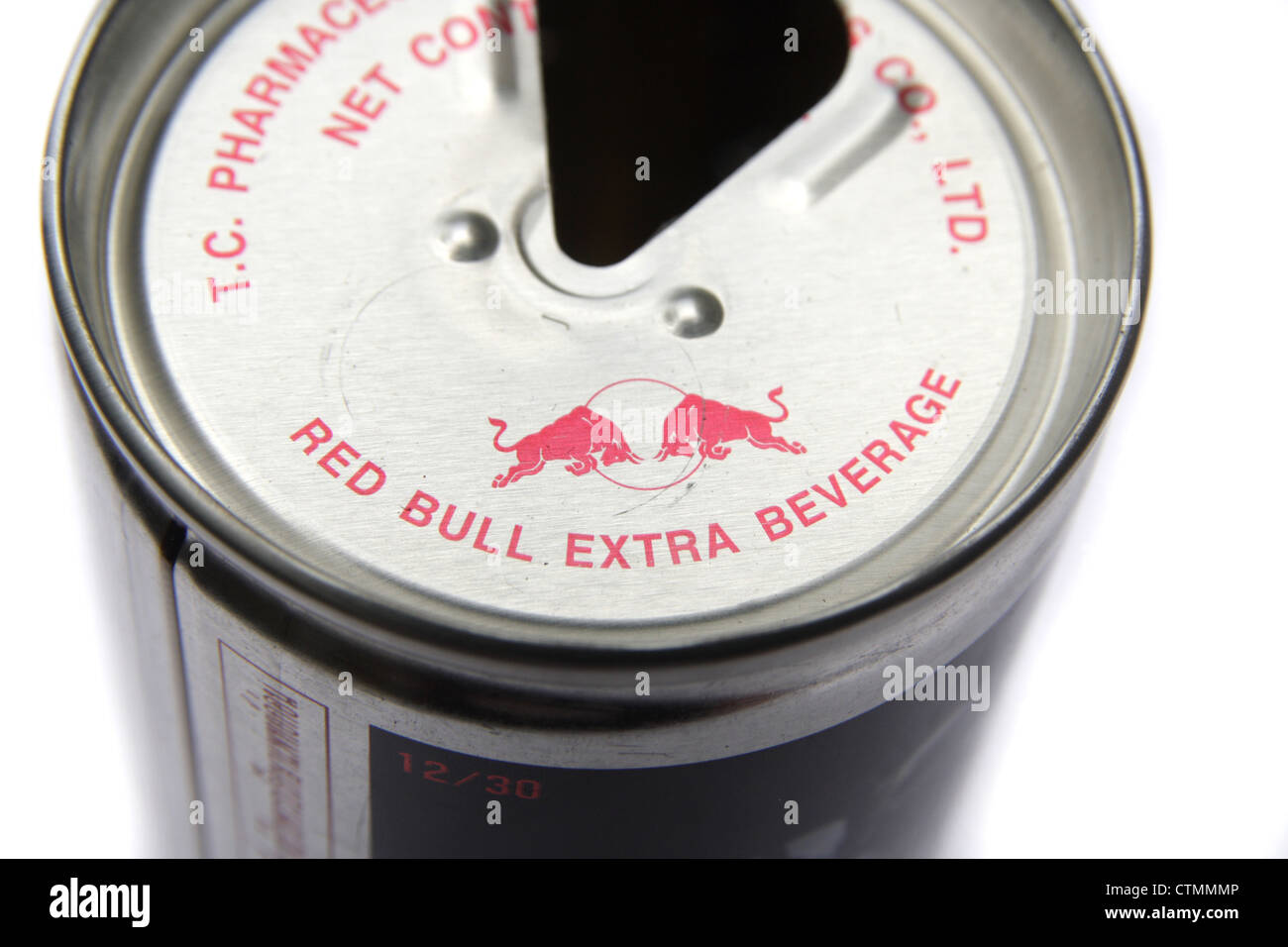 Thai Red Bull Energydrink kann Stockfoto