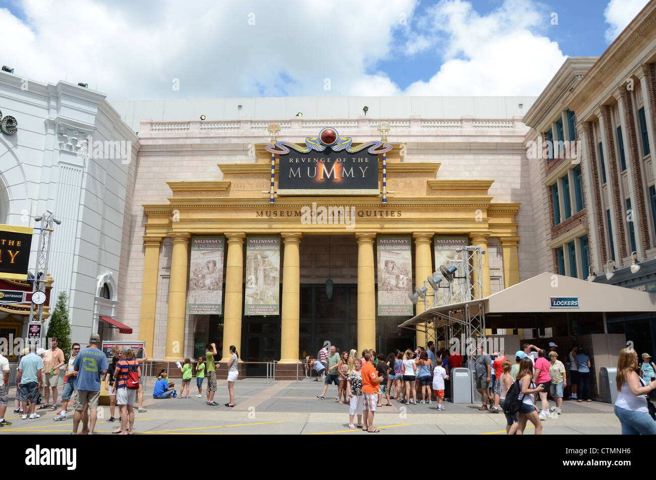 Roller Coaster Ride Adventure Stockfotos Und Bilder Kaufen Alamy