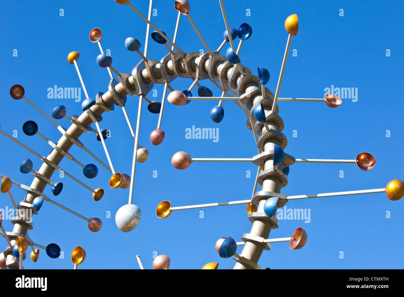 Wind Power kinetische Energie Skulptur Ton Melbourne Docklands Hafen Esplanade Collins Straße St Hafen. Stockfoto