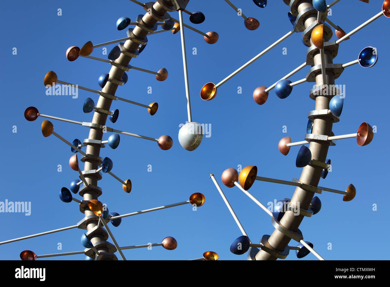 Wind Power kinetische Energie Skulptur Ton Melbourne Docklands Hafen Esplanade Collins Straße St Hafen. Stockfoto