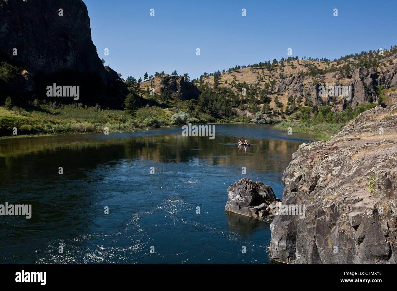 Eine Drift-Boot schwimmt den Missouri River in der Nähe von Bergpalais, Mt. Stockfoto
