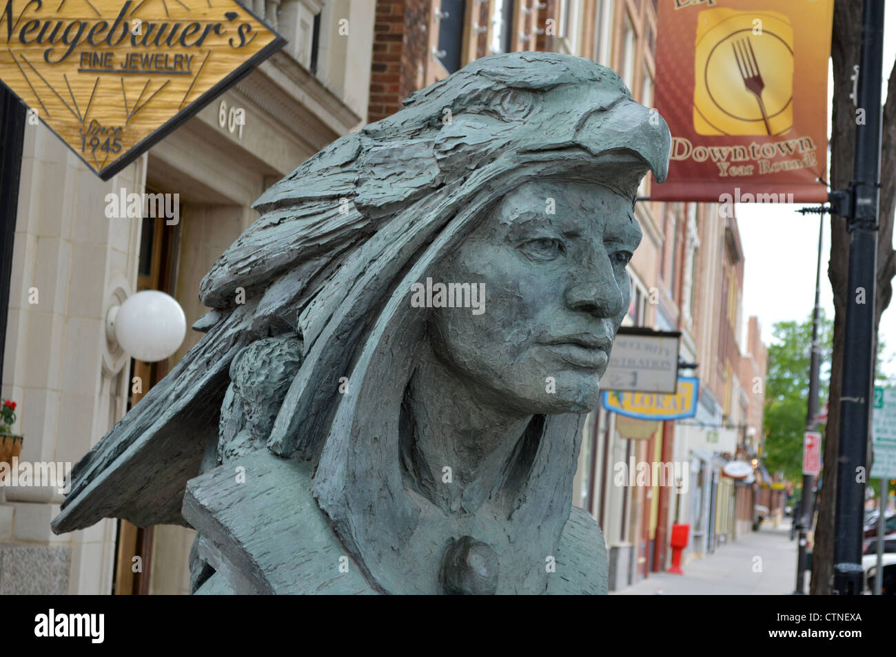 Straßenszene in Downtown Rapid City, South Dakota Stockfoto