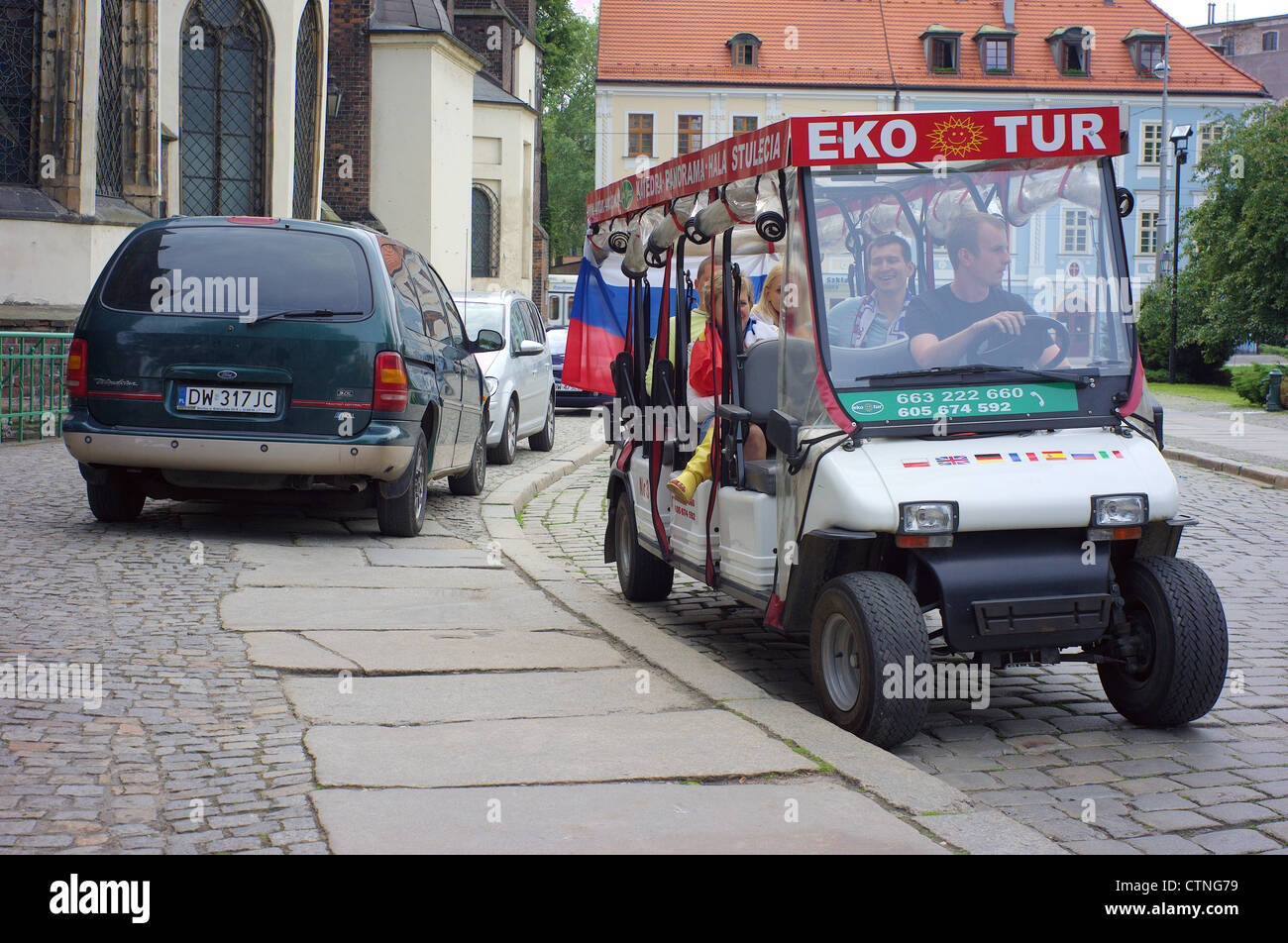 Wroclaw Stadt Tour Elektrofahrzeuge Stockfoto
