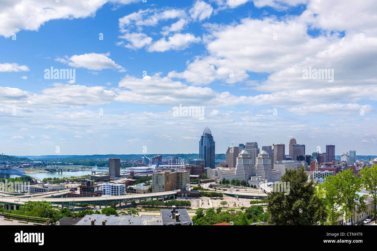 Skyline der Stadt vom Mount Adams, Cincinnati, Ohio, USA Stockfoto