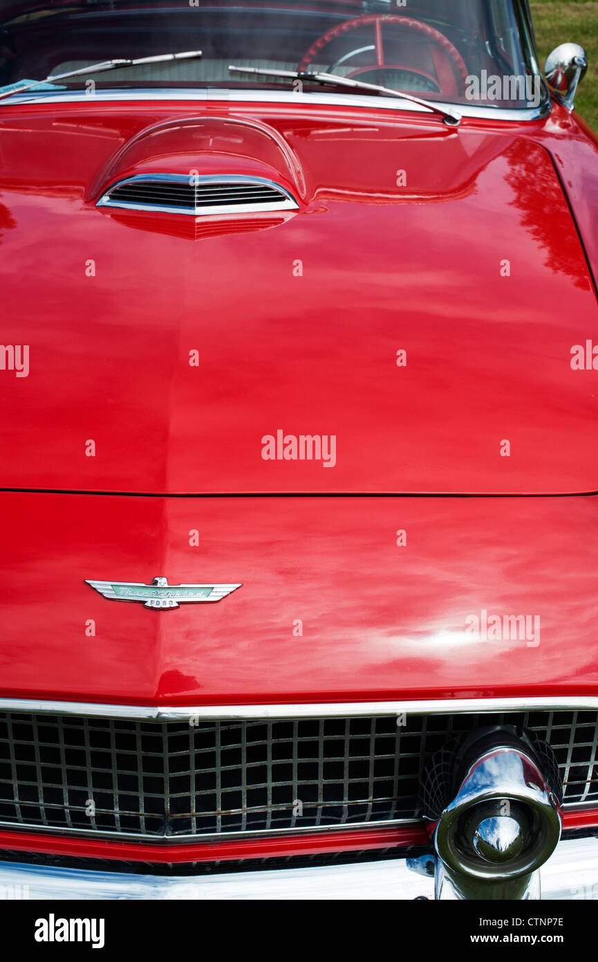 1957 Ford Thunderbird-front-End. Klassische amerikanische T-bird Stockfoto