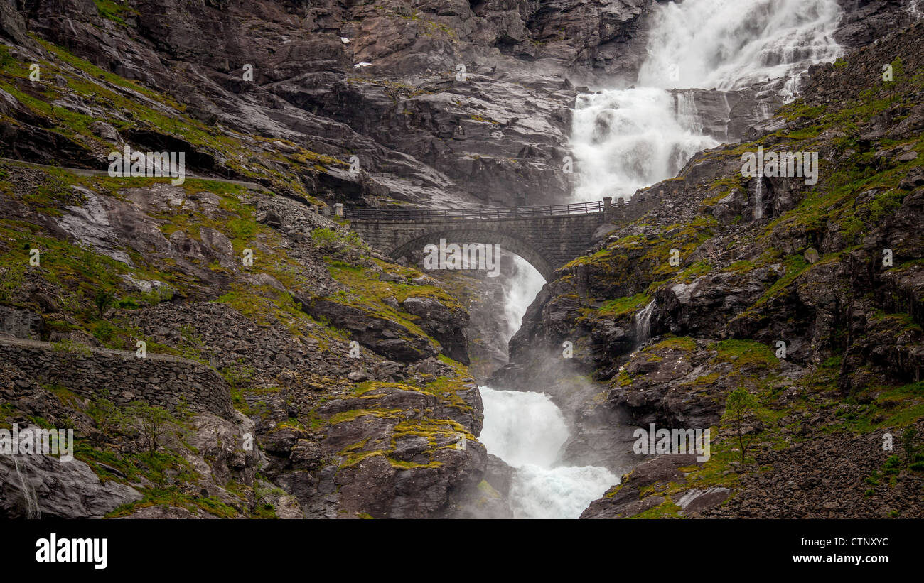 Wasserfall Stigfossen, Trollstigen, Norwegen Stockfoto
