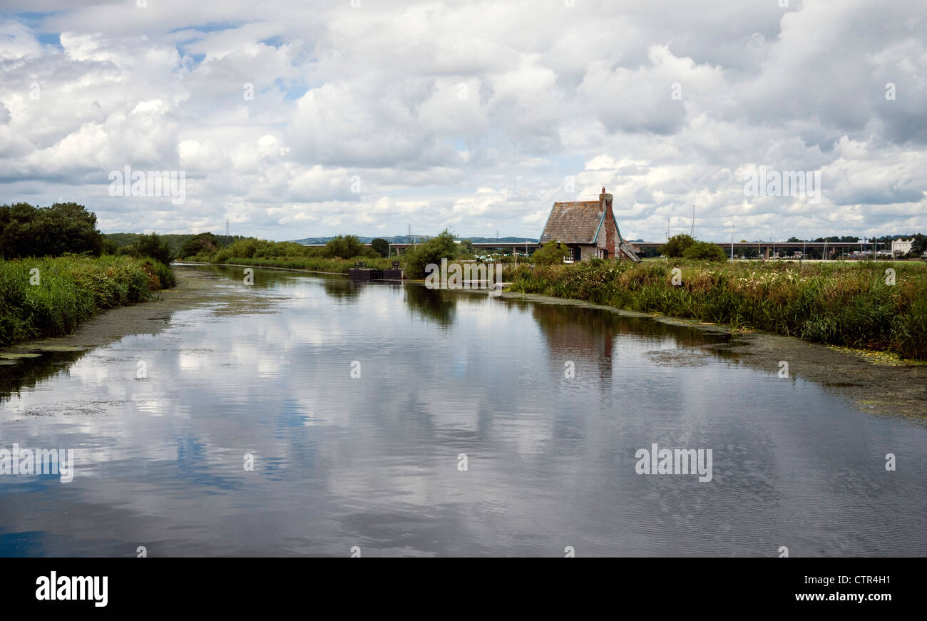 Exeter Ship Canal in der Nähe von Topsham Lock, South Devon, England, UK. Stockfoto