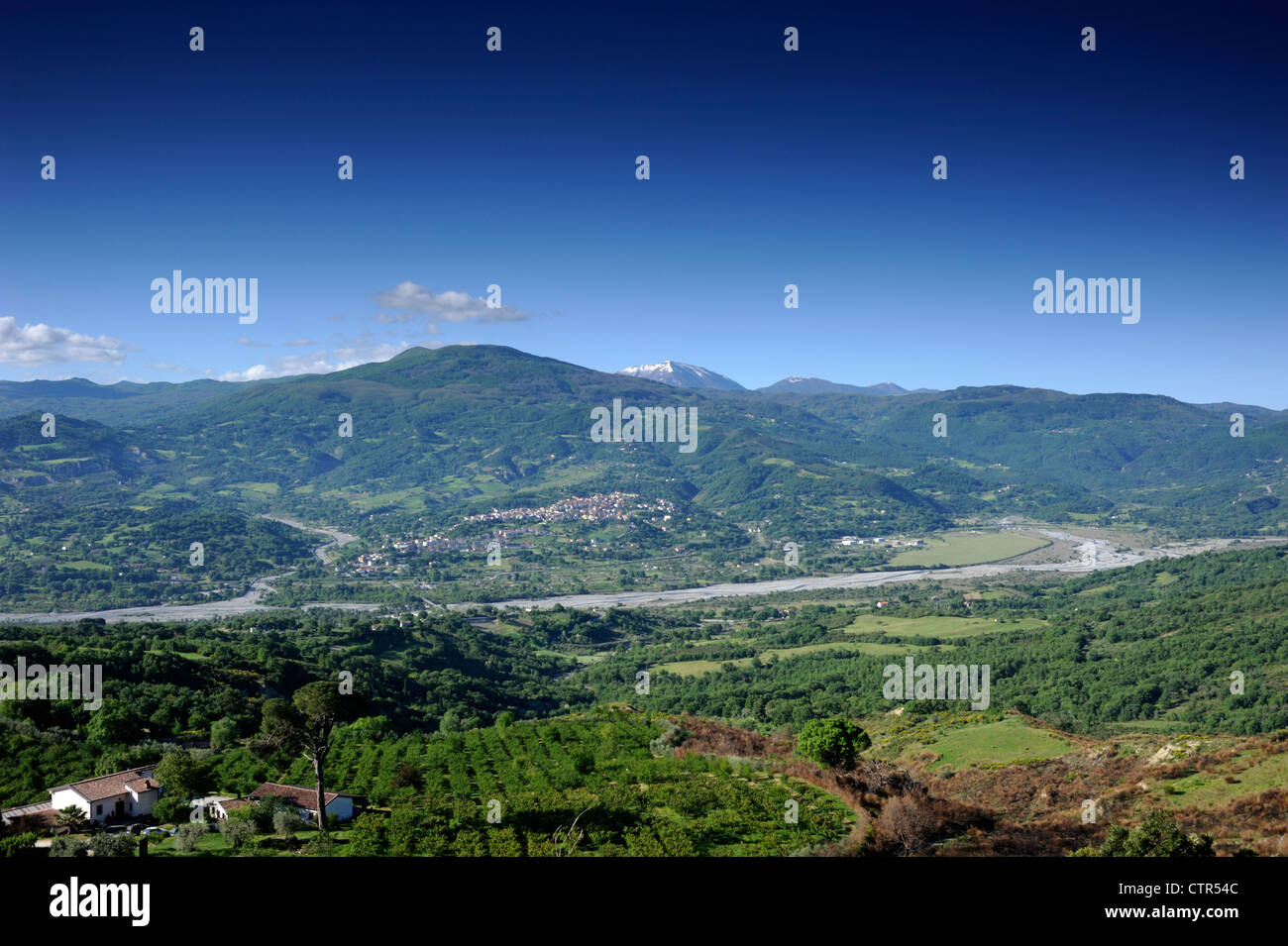 Italien, Basilicata, Nationalpark Pollino, Sinni-Tal und Pollino-Berge Stockfoto