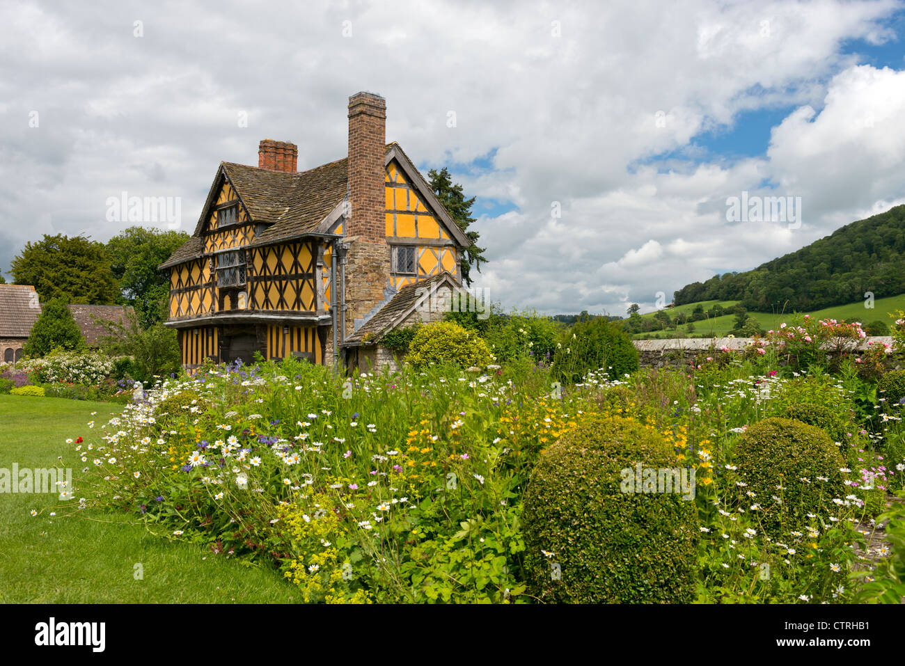 Torhaus am Stokesay Castle Shropshire England Stockfoto