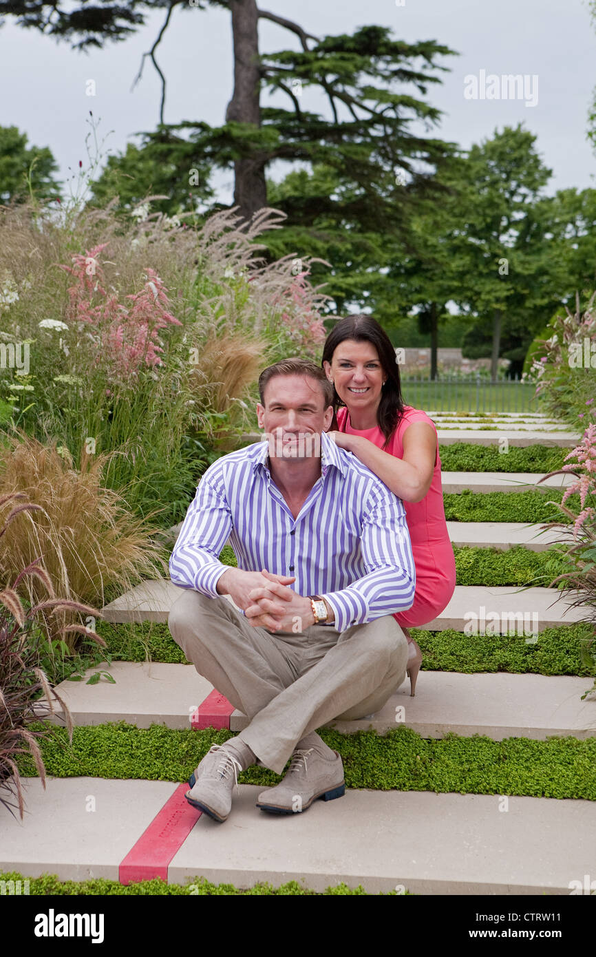 Dr. Christian Jessen und Dr. Dawn Harper bei RHS Hampton Court Palace Flower show 2012 Stockfoto