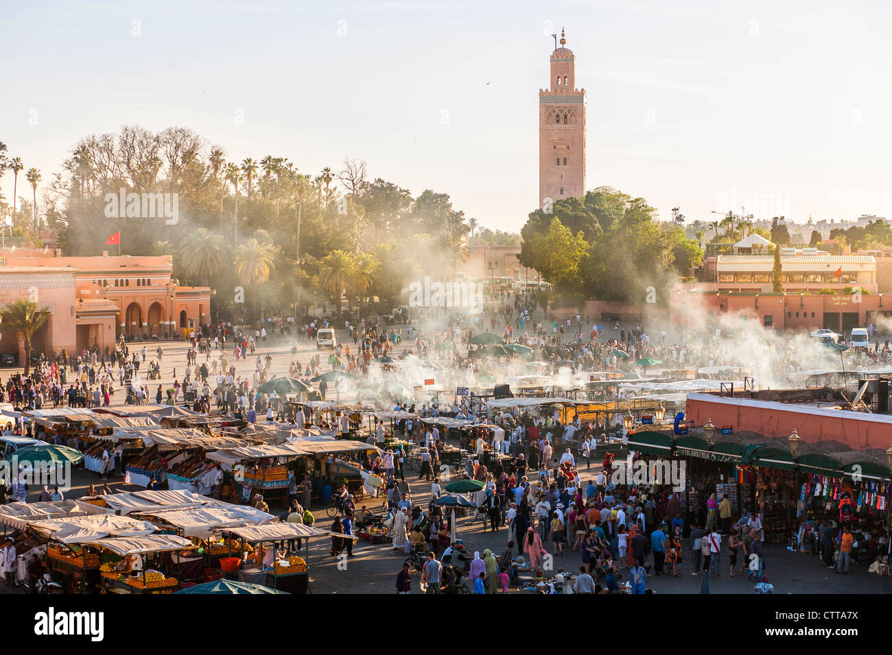 Djemaa el Fna Platz in Marrakesch, Marokko Stockfoto