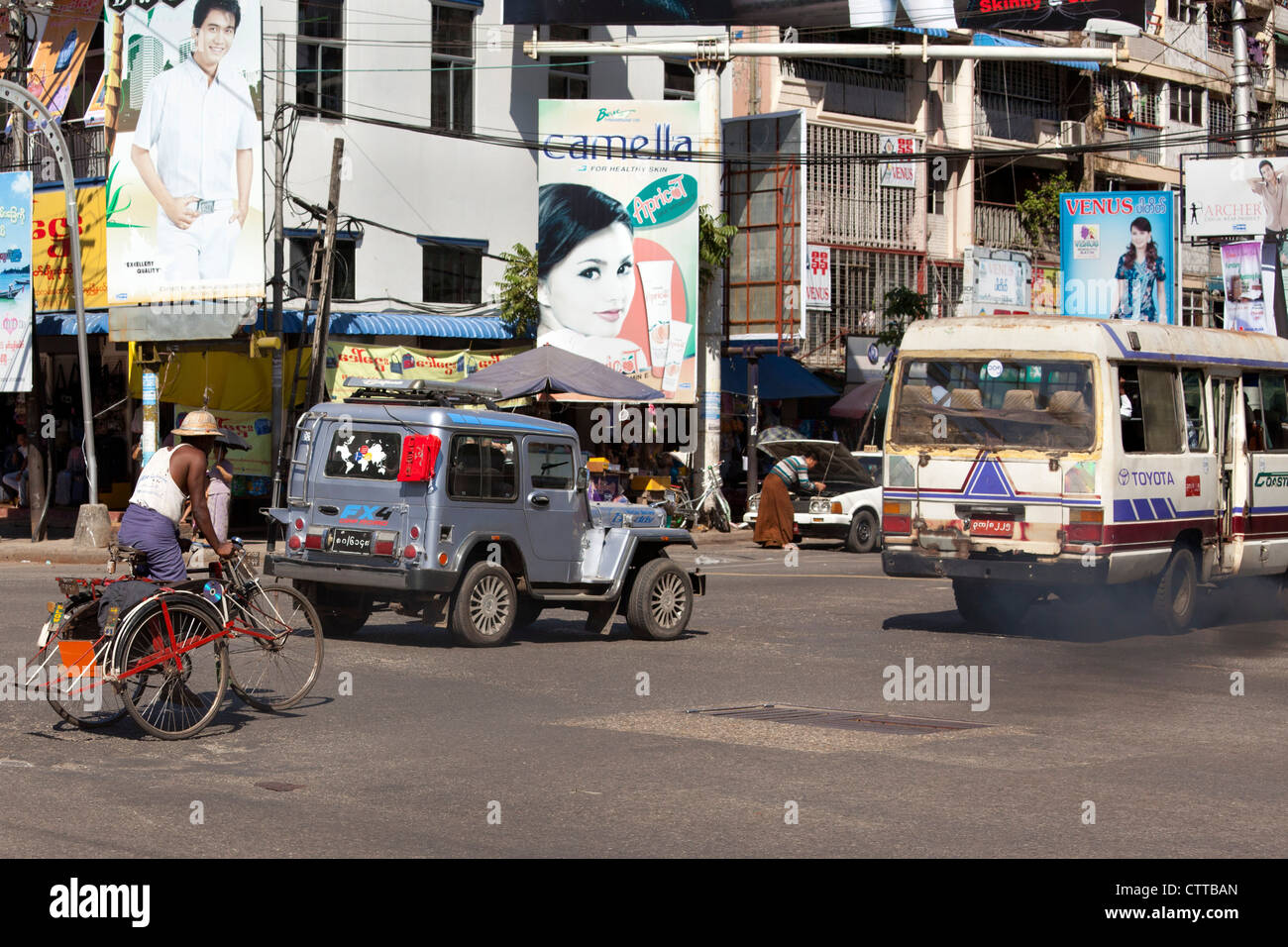 Zentrum Stadtverkehr, Yangon, Myanmar Stockfoto