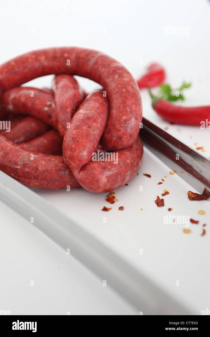 Merguez Rohwurst eine würzige Wurst aus Algerien und Nord-Afrika. Stockfoto