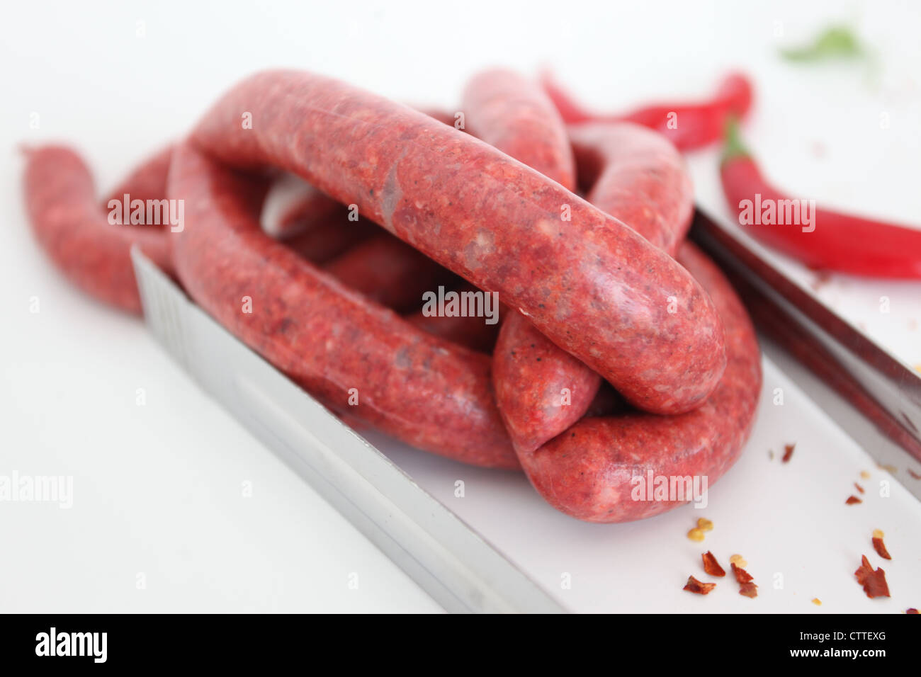 Merguez Rohwurst eine würzige Wurst aus Algerien und Nord-Afrika. Stockfoto