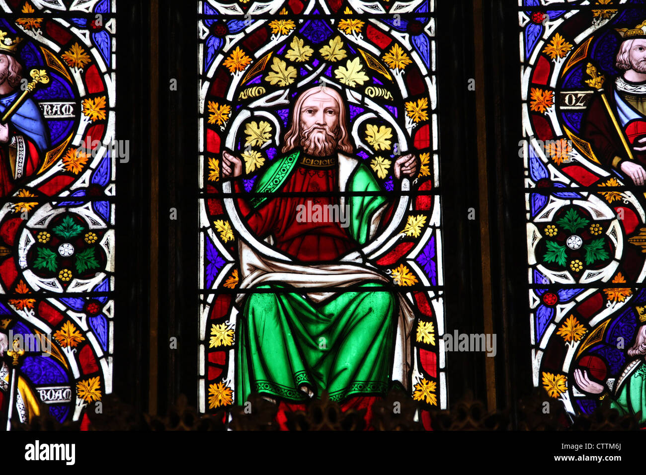 Glasmalerei-Baum von Jesse Fensterdetail durch Pugin in St Giles katholische Kirche in Cheadle Stockfoto