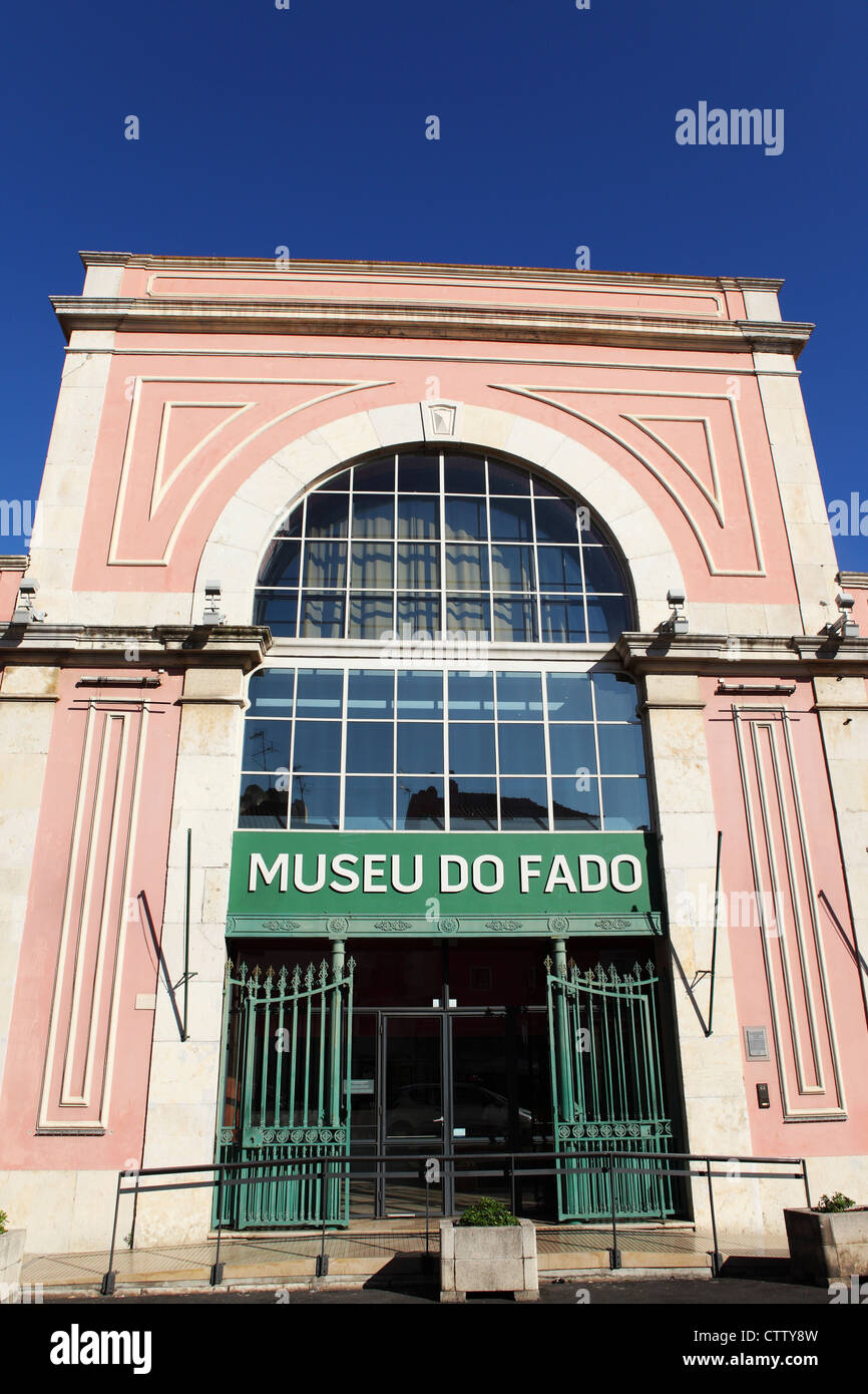Eingang des Fado Museum (Museu Do Fado) im Stadtteil Alfama, Lissabon, Portugal. Stockfoto