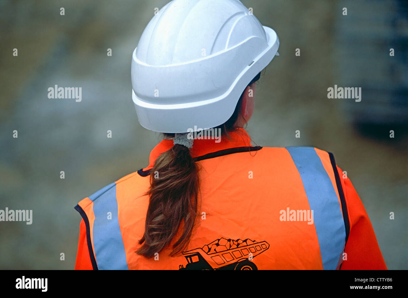 Frau auf einer Baustelle. Stockfoto