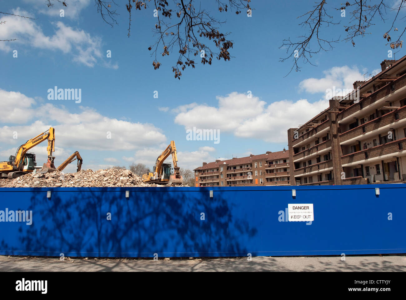 Abriss der Nachkriegszeit Wohnsiedlungen, Hackney Borough, East London, UK. Stockfoto