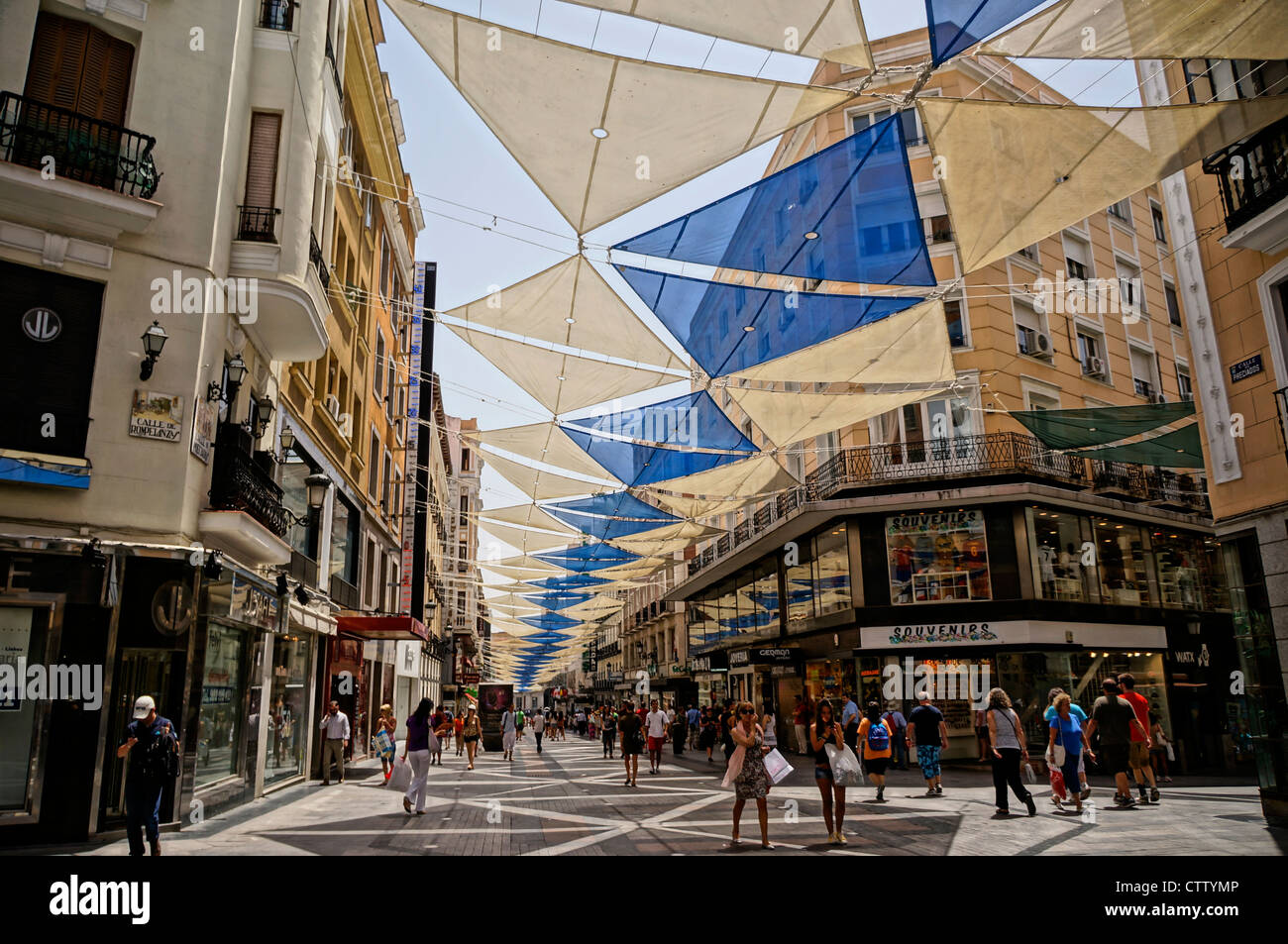 Centro ist der zentrale Bezirk Calle de Preciados der Stadt Madrid, Spanien Stockfoto