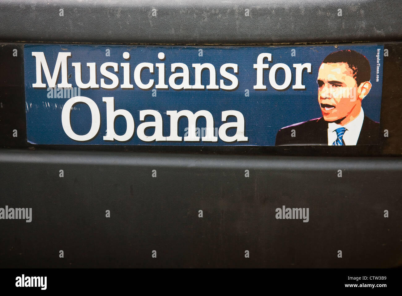 Barack Hussein Obama "Musiker für Obama" politischen Aufkleber auf einem Auto Stoßstange. Stockfoto