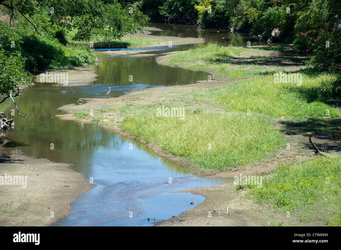 Die Stadt von Ellsworth, Einschränkungen Kansas Notversorgung mit Trinkwasser nach der nahe gelegenen Smokey Hill River zu einem Rinnsal verlangsamt. Stockfoto