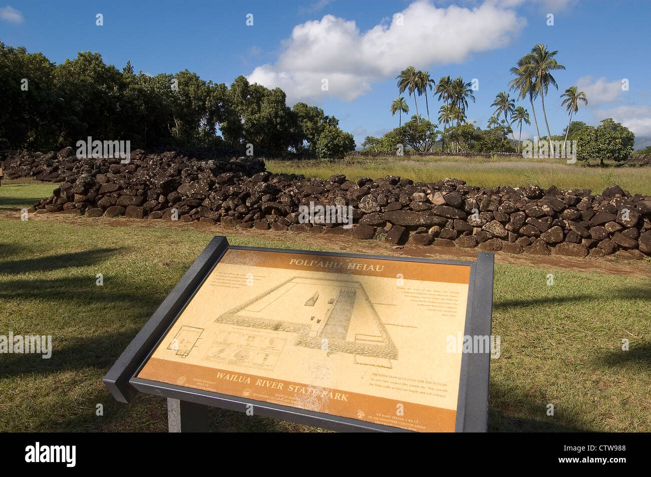 Elk284-7568 Hawaii, Kauai, Poliahu Heiau, Wailua River State Park, alten hawaiianischen heiliger Ort, Tempel Stockfoto