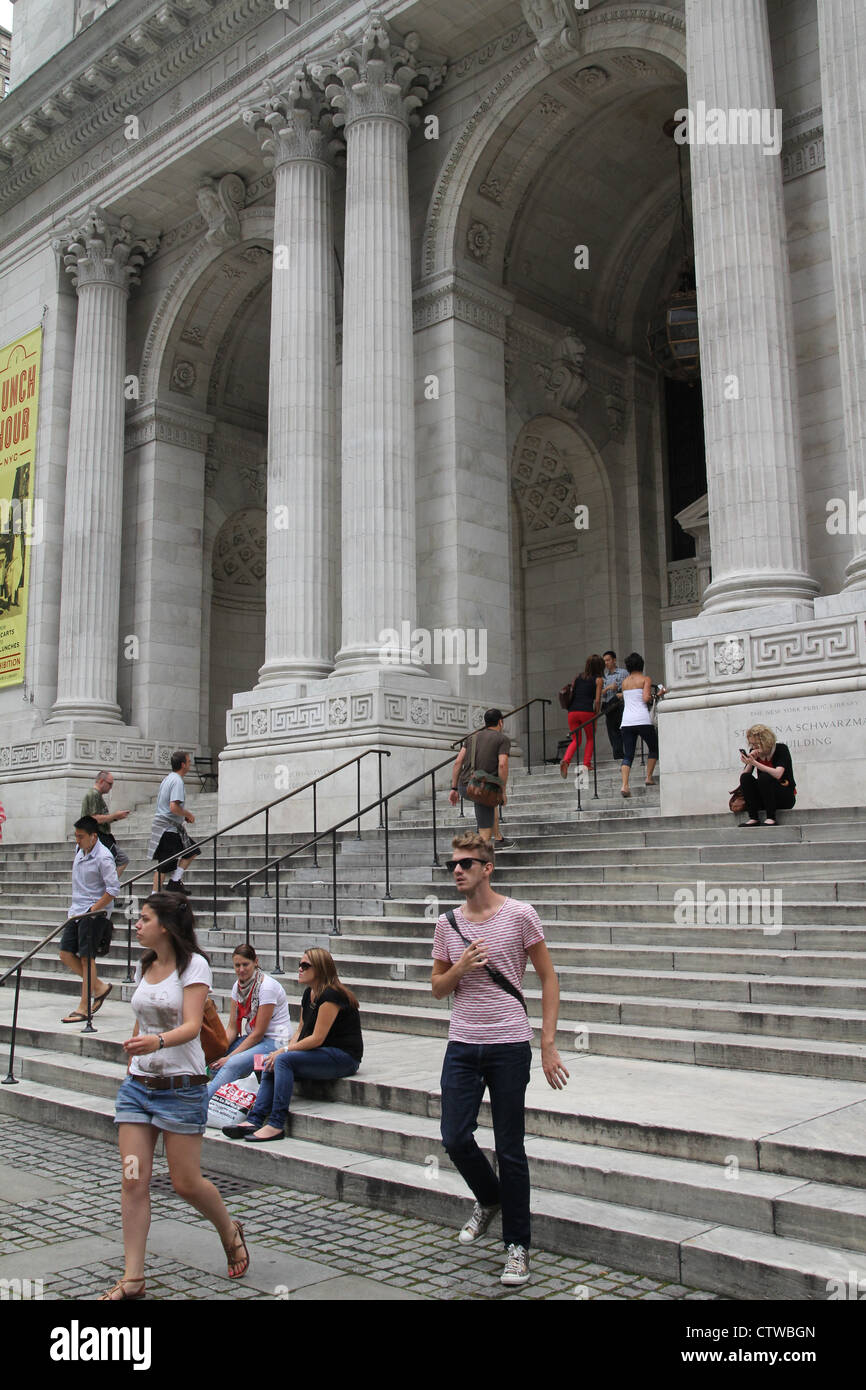 New York Fifth Avenue Public Library Eingangstreppe Stockfoto