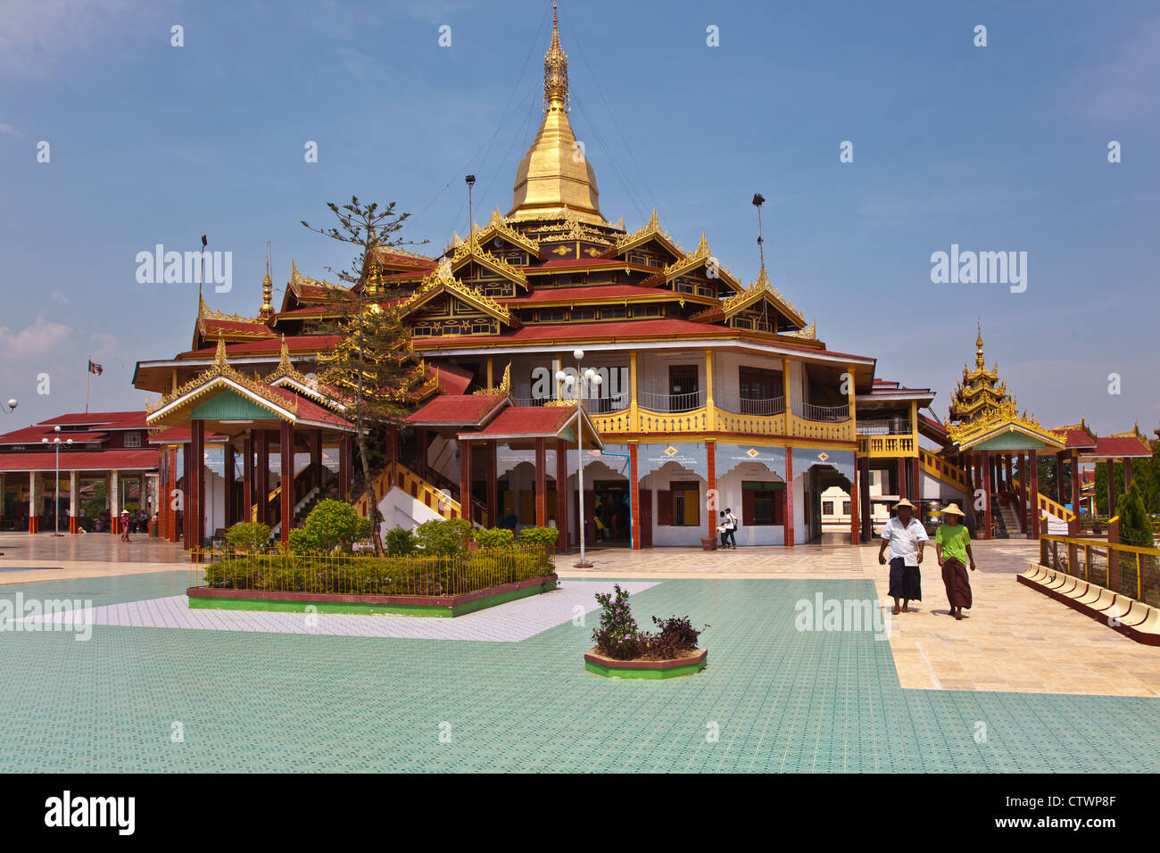 Der Tempel der PHAUNG DAW OO Pagode ist der heiligste buddhistische Stätte des SHAN-Staat - INLE-See, MYANMAR Stockfoto