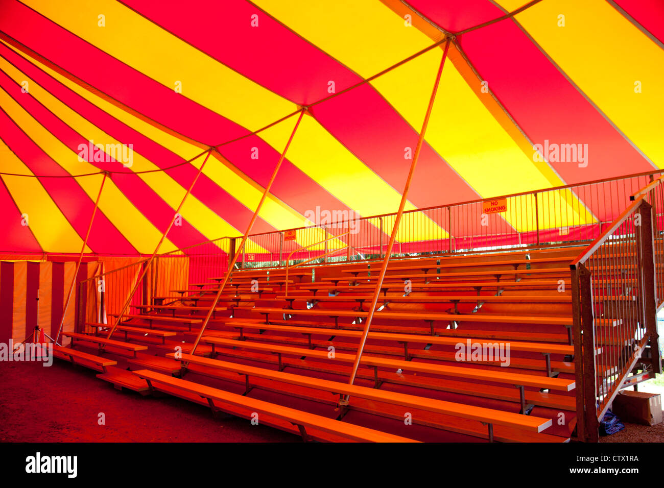 Circus Tent Striped Stockfotos Circus Tent Striped Bilder