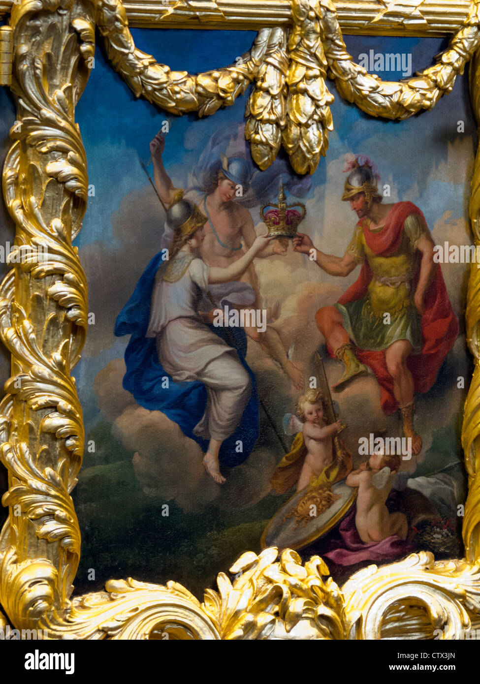 Nahaufnahme eines der Tafelbilder von Giovanni Cipriani auf Gold State Coach Royal Mews, London, England Stockfoto