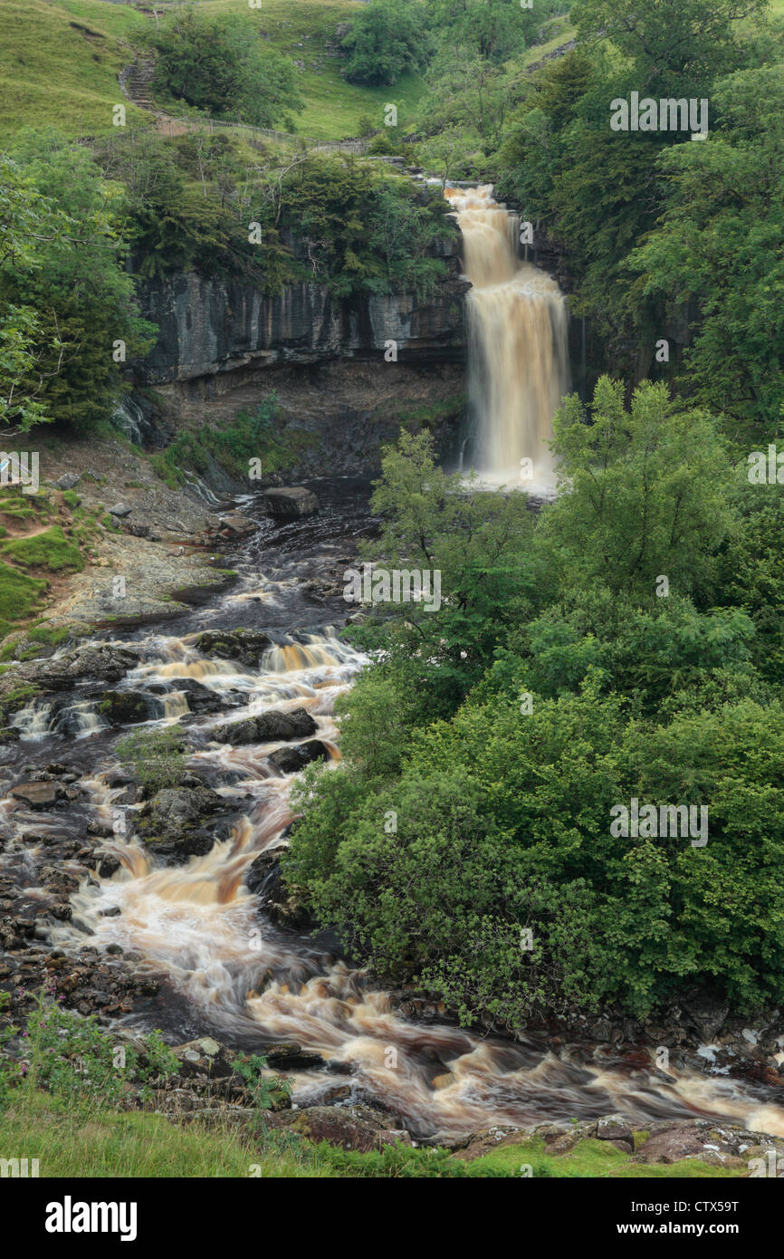 Thornton Kraft auf den Fluß Twiss im Sommer in der Nähe von Ingleton in der Yorkshire Dales of England Stockfoto