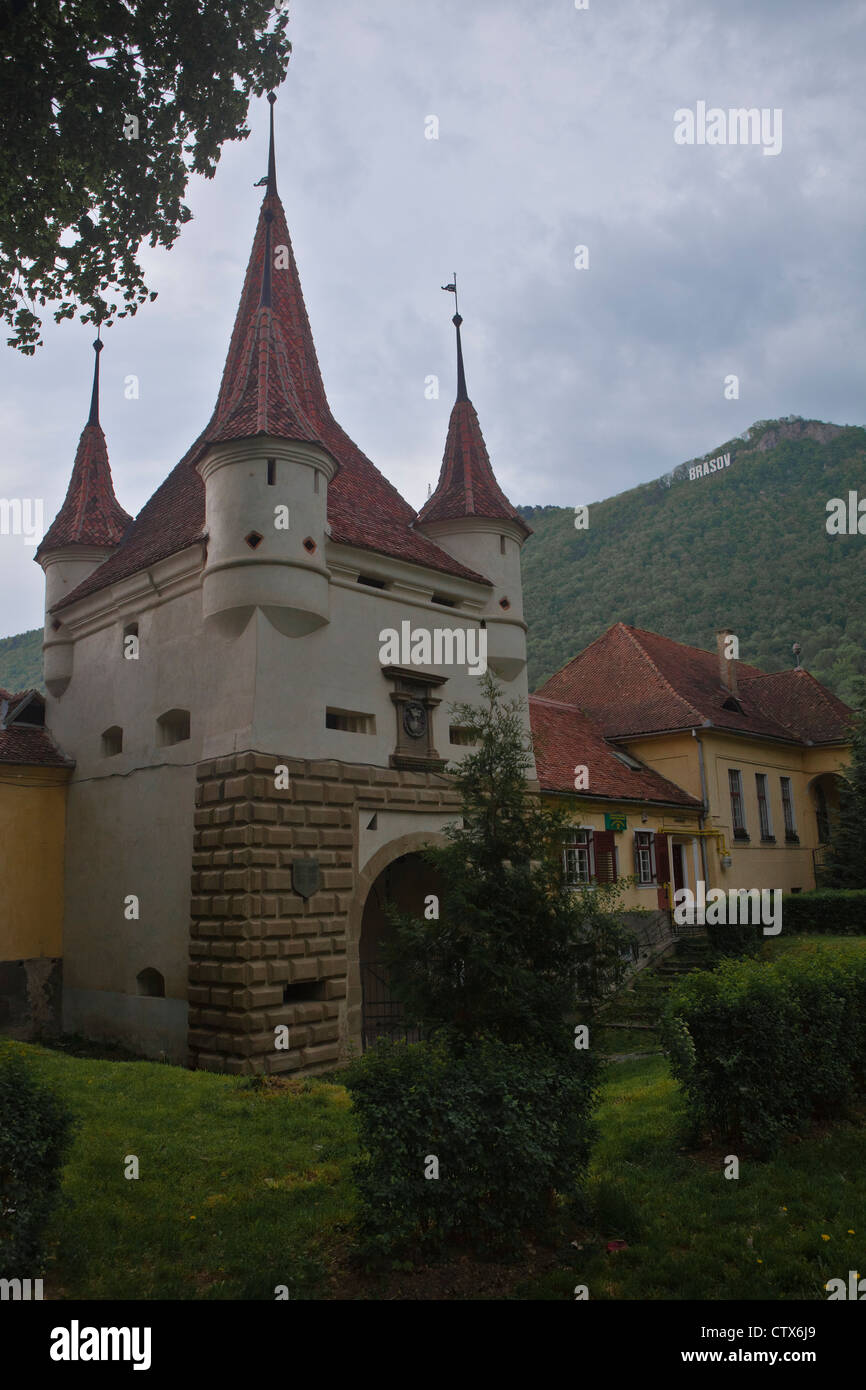 Kleine Gebäude mit Türmen, (mittelalterliche) Brasov Karpaten Siebenbürgen, Rumänien, Osteuropa, EU Stockfoto