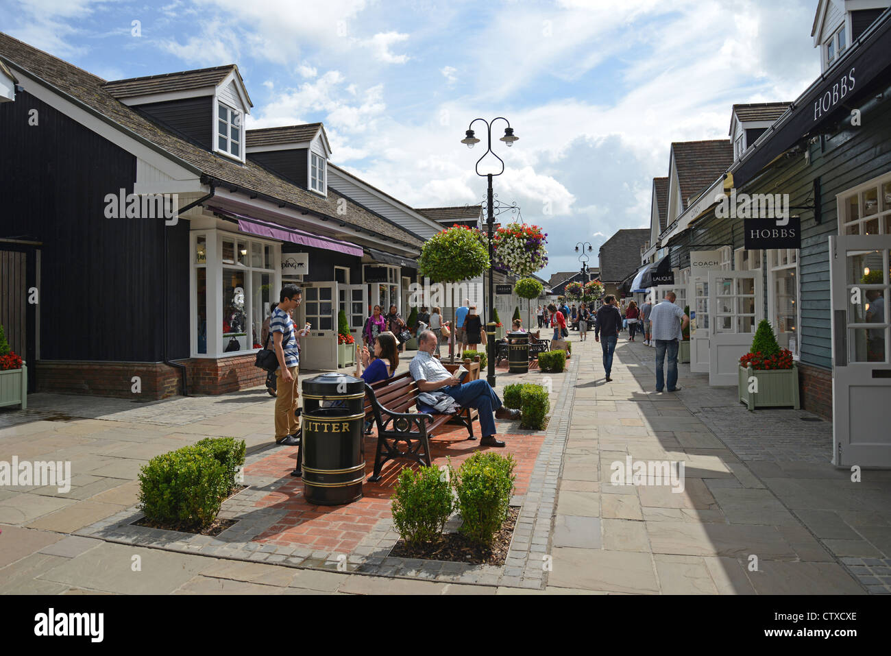 Bicester Village Outlet Shopping Centre, Bicester, Oxfordshire, England, Vereinigtes Königreich Stockfoto