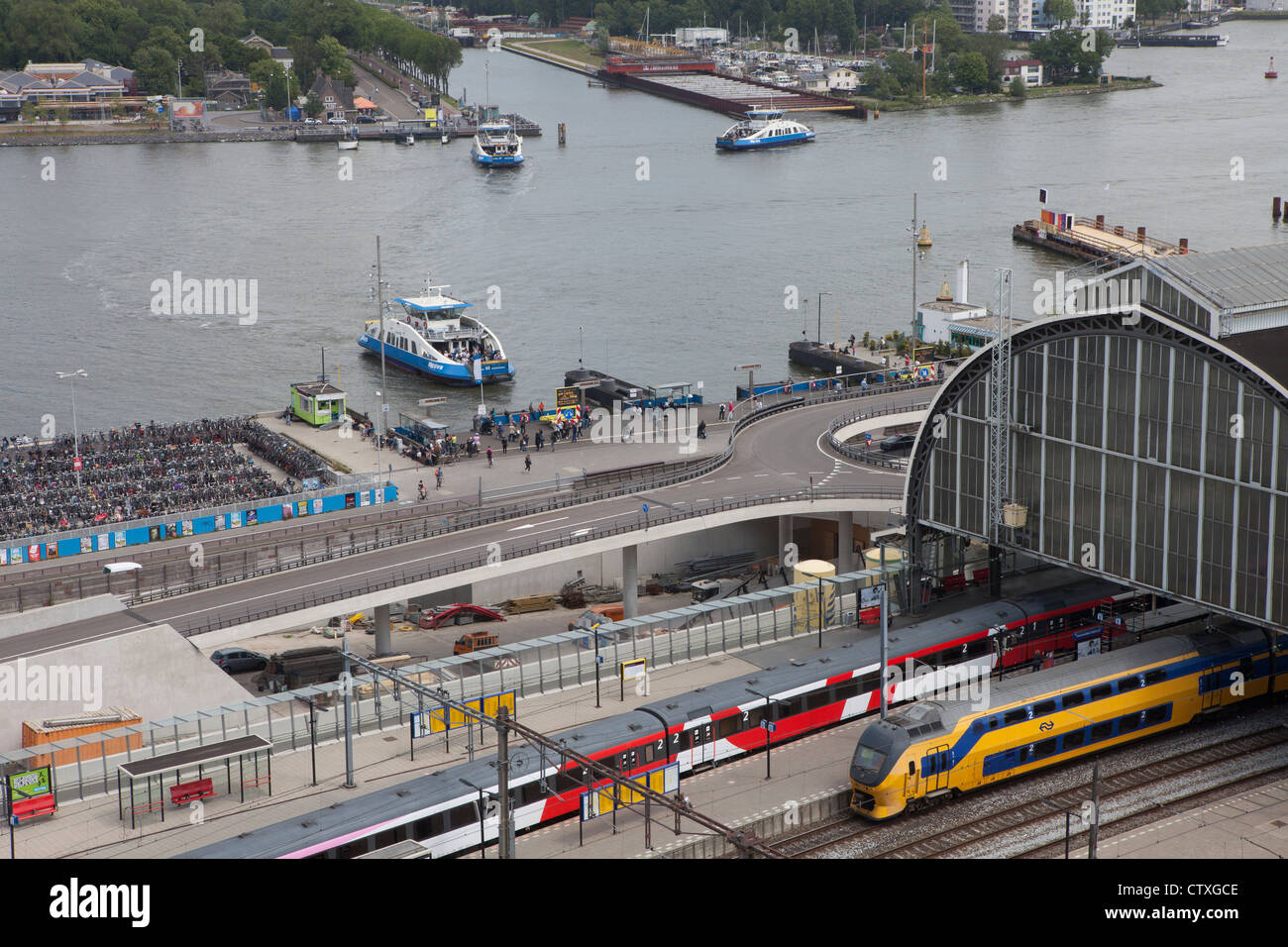 Amsterdam Bahnhof Stockfoto