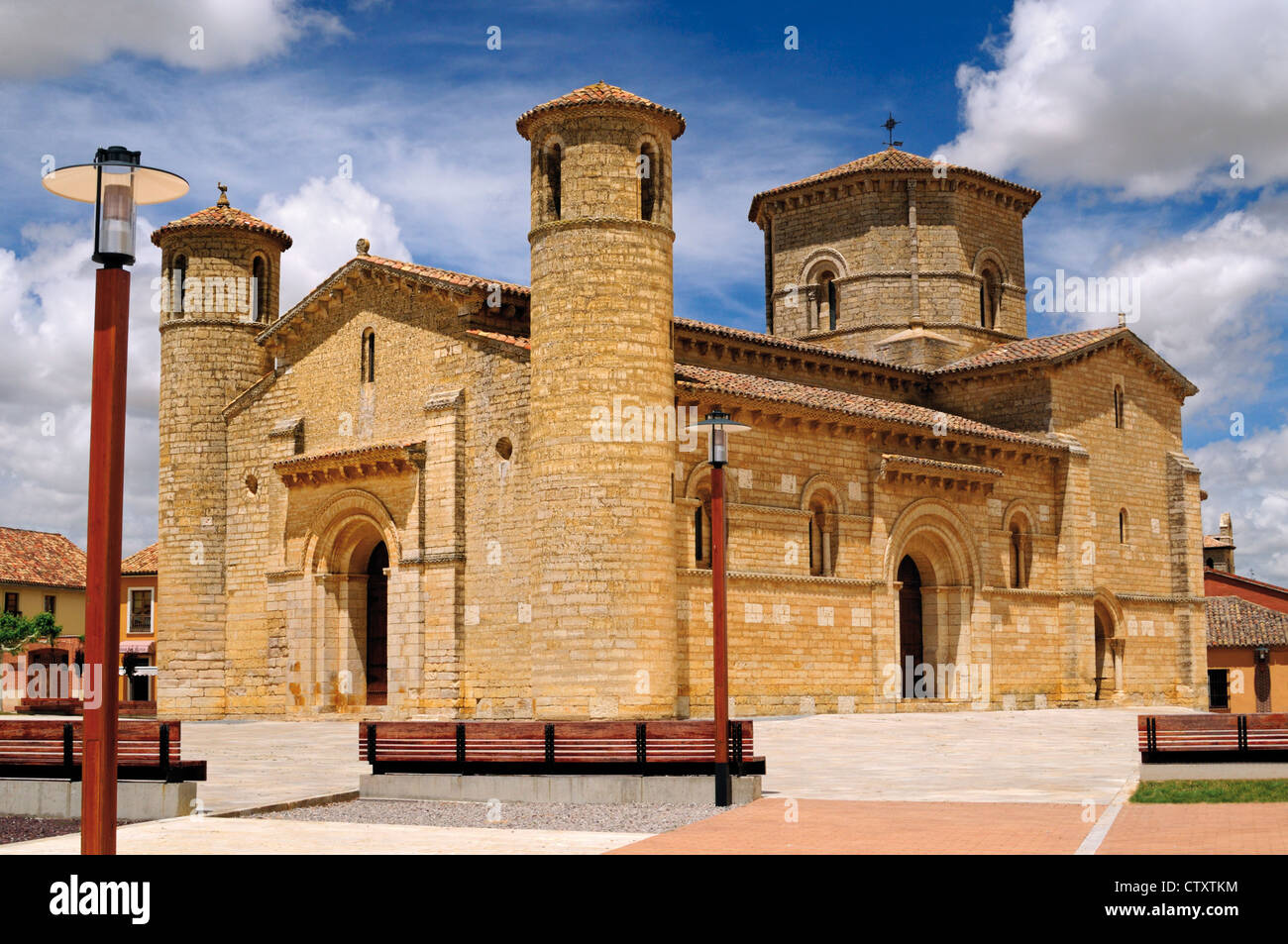 Spanien, Jakobsweg: Romanische Kirche San Martin in Fromista Stockfoto