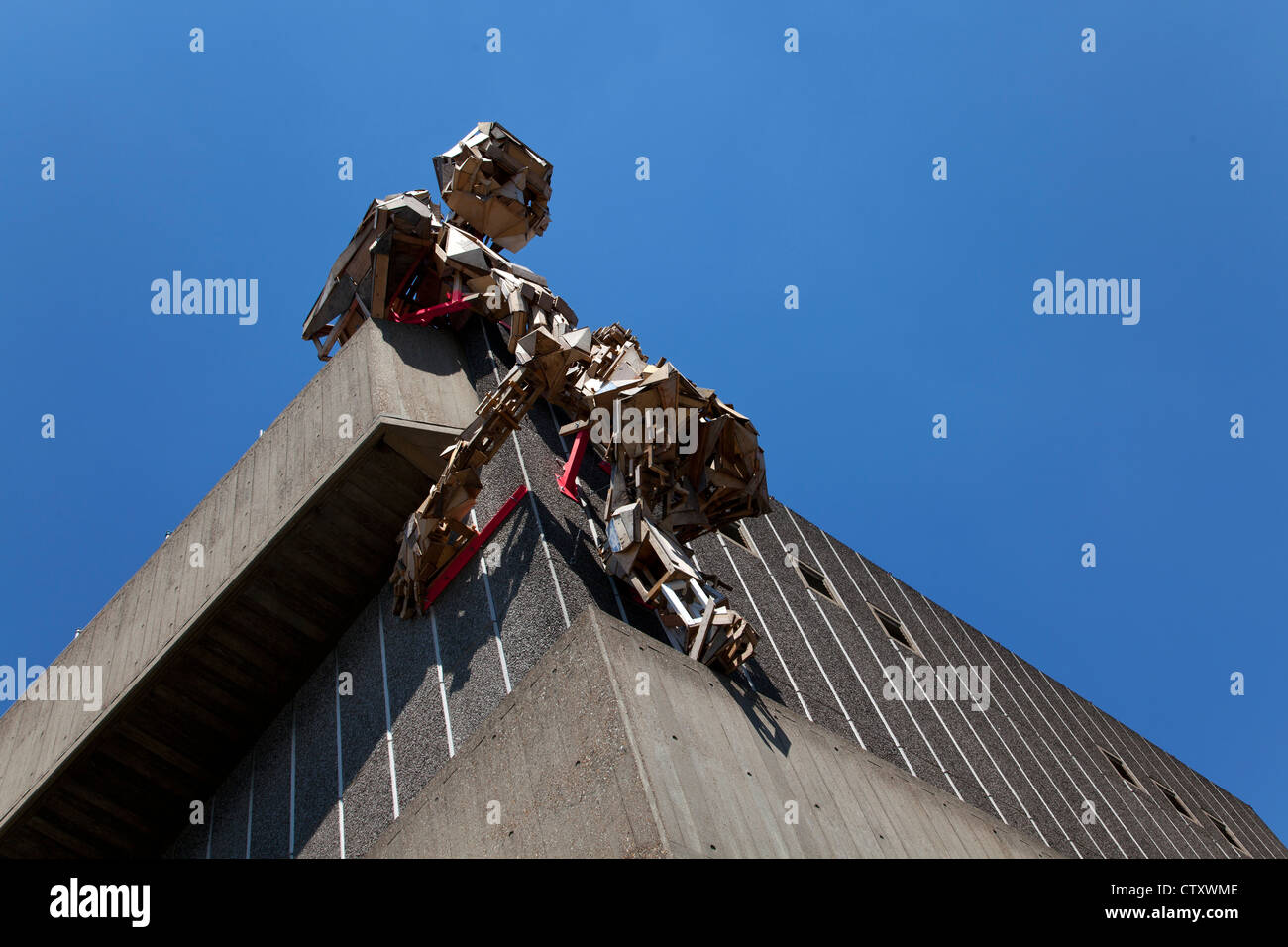 Alles ist schön, wenn Sie nicht nach unten, im Rahmen des Festivals der Weltausstellung, Hayward Gallery in Southbank London aussehen Stockfoto