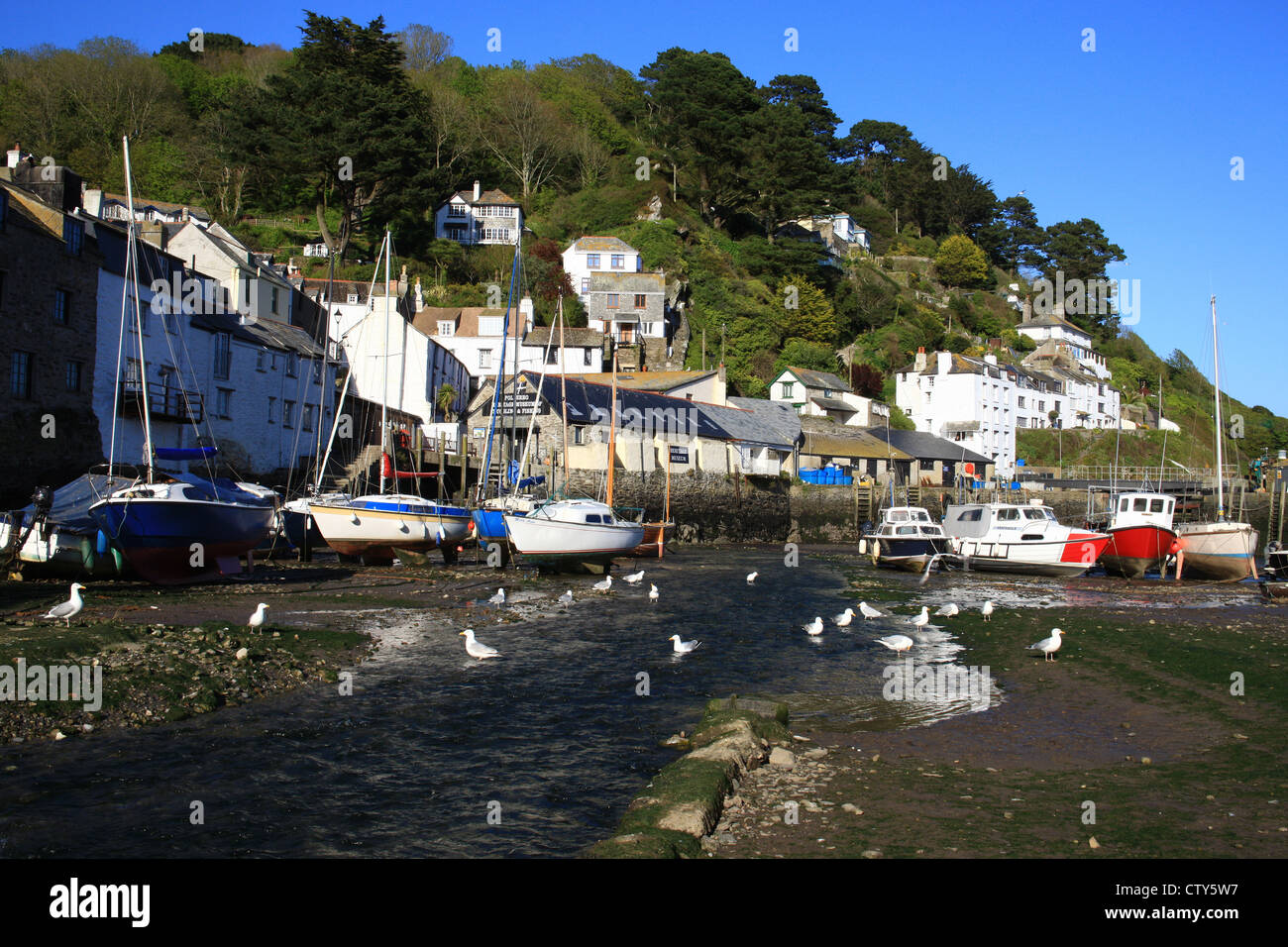 Abendlicht im malerischen Hafen von Polperro Cornwall Stockfoto